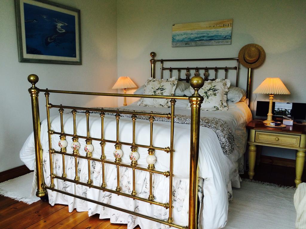 Trecarne House Bed & Breakfast Liskeard Room photo