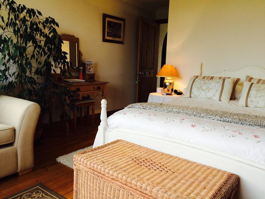 Trecarne House Bed & Breakfast Liskeard Room photo