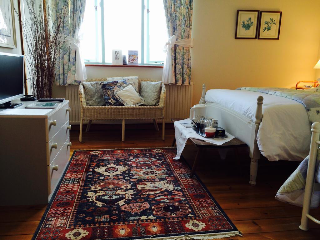 Trecarne House Bed & Breakfast Liskeard Room photo