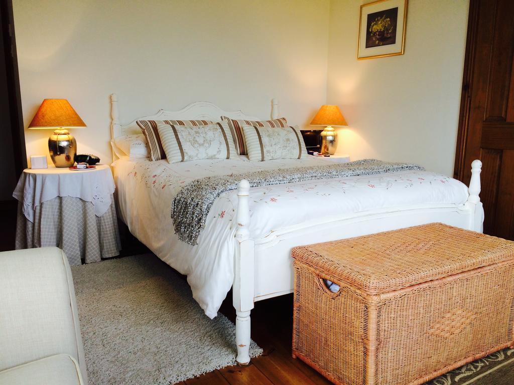 Trecarne House Bed & Breakfast Liskeard Room photo