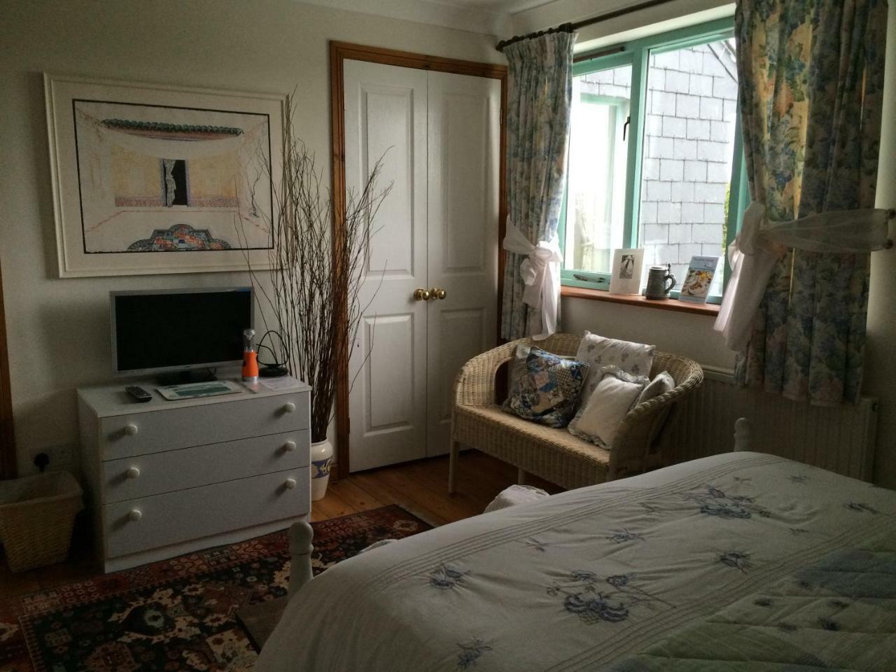 Trecarne House Bed & Breakfast Liskeard Room photo